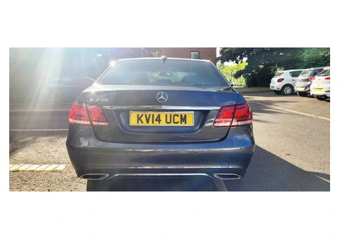 MERCEDES-BENZ E CLASS  2.0 E200 SE SALOON 4DR PETROL - RARE MANUAL TRANSMISSION - 7/29
