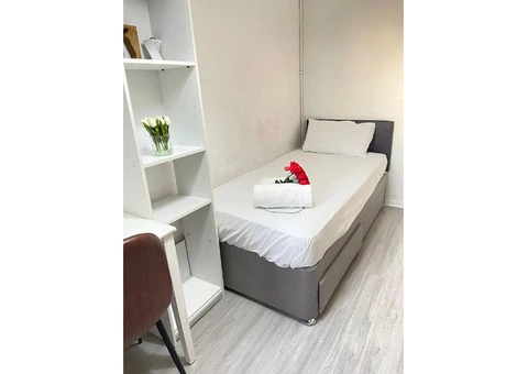 Lovely 3 bedroom split level flat in queens park - 2/3