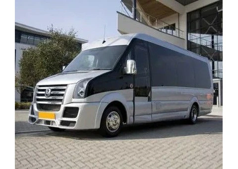 Convenient Minibus Hire in Nottingham for Group Travel