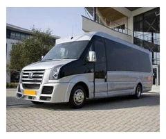 Convenient Minibus Hire in Nottingham for Group Travel