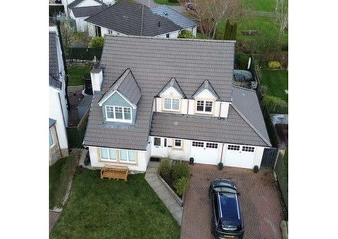 Top-Rated Roof Cleaning in Blackpool – Enhance Your Home's Curb Appeal!