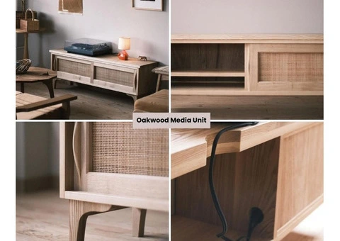 Oakwood Media Unit – Stylish and Functional Storage for Your Living Room