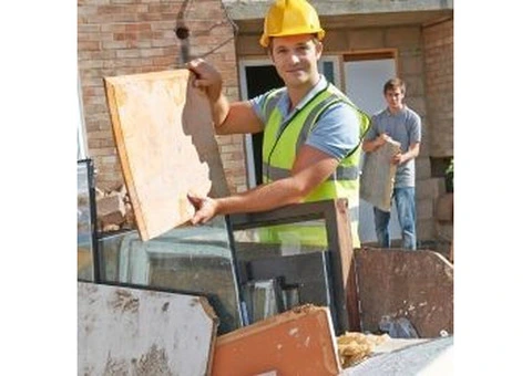Efficient Mini Skip Hire Services for Small Projects - 2/4