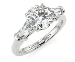 Elegant Round and Baguette Trilogy Ring – Timeless Beauty