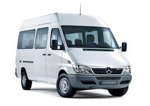 Minibus Hire for Groups Travel & Mini Coach Hire in Nottingham