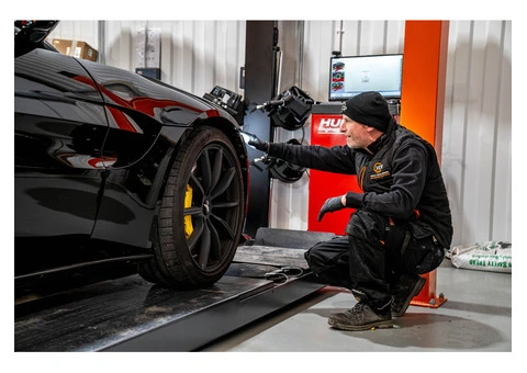Trusted destination for top-notch car body repairs in Milton Keynes - 5/7