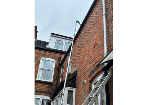 Gutter Cleaning Service | Gutter Cleaning