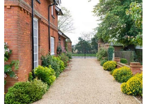 Stockport Resin Driveways Solutions - 5/5