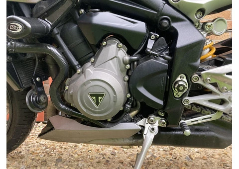 Triumph Street Triple RS 765 2017 - 1/11