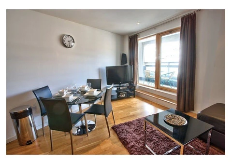Hotels near Salford Quays | Quays Apartments Manchester - 8/9