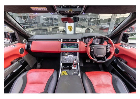 Range Rover SVR Hire: Luxury and Performance Combined