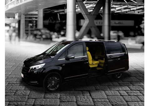 Explore Sheffield with Affordable Minibus Hire Services