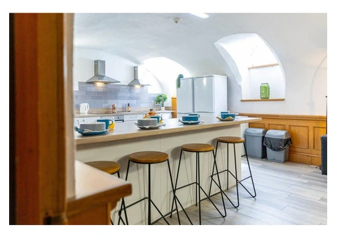 Experience Premium Student Living at St James's Street, Nottingham - 4/7