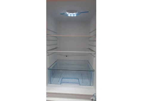 Fridge freezer fully working can deliver - 1/5