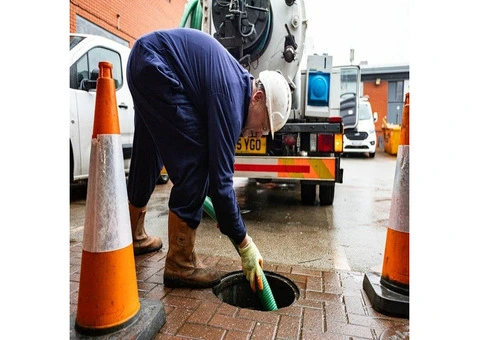 Expert Gully Cleaning Services Prevent Drainage Issues