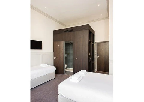 Are You Ready for the Thrill of Skating at Somerset House? Book Your Stay at Mowbray Court Hotel!