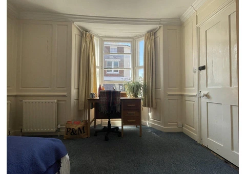 Affordable Student Accommodation on Saint Dunstans Street, Canterbury - 1/4
