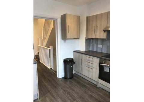 Student Living on Stoneleigh Broadway, Epsom: Comfortable and Affordable - 3/3