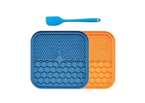 Slow Feeder Lick Mat for Dogs & Cats with Spatula | Calming Treats for Pets