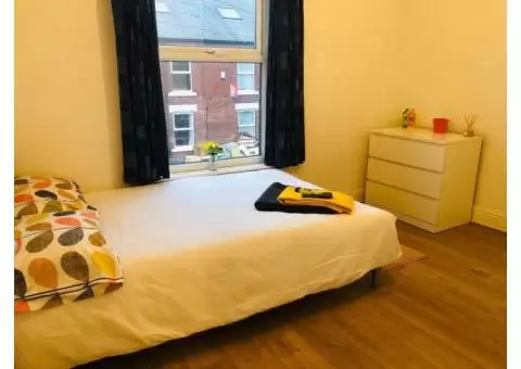 Find the affordable student living on Pomona Street, Sheffield - 1/4