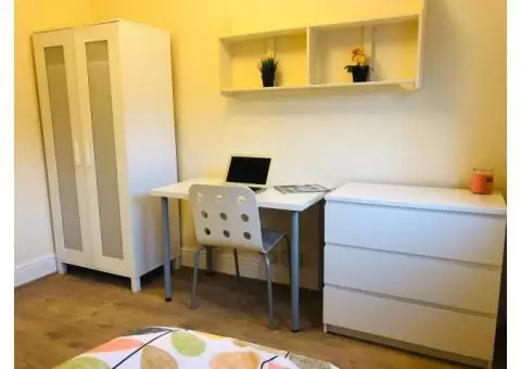 Find the affordable student living on Pomona Street, Sheffield - 4/4