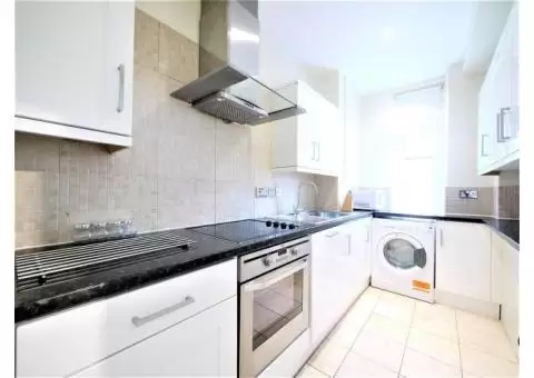 Two Bedroom Entire Apartment both ensuite is avaiable now - 2/9