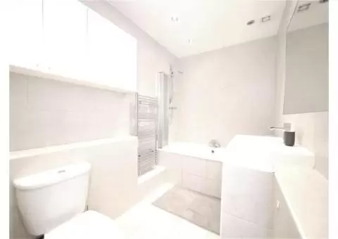 Two Bedroom Entire Apartment both ensuite is avaiable now - 7/9