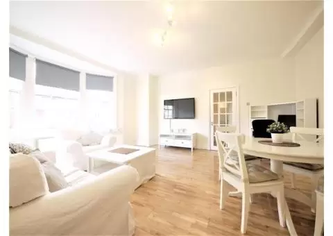 Two Bedroom Entire Apartment both ensuite is avaiable now - 8/9