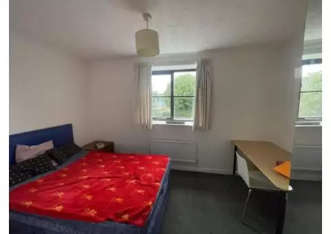 Discover Student Living on Meadow Close, Nottingham - 1/3