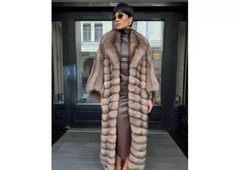 Sable fur coat - 1/4