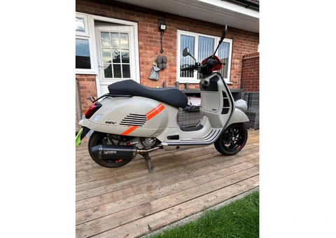 2023 Piaggio Vespa Gtv 300 gts - 1/7