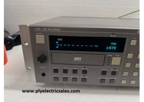 Studer D 780 DAT Recorder - 1/5