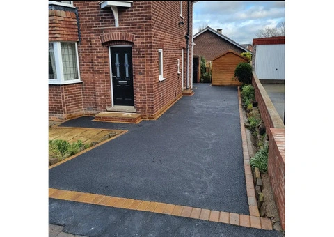 Tarmac & Asphalt Driveways and Surfacing Experts in Leeds, Otley, Harrogate