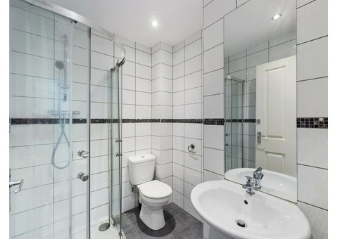 Find Budget-Friendly Student Accommodation on Well Meadow Drive, Sheffield! - 3/4