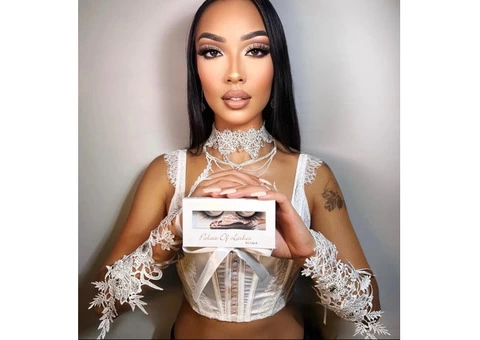 Glam Make Up Artist, London-based and can travel. Message for more details <3 - 1/10
