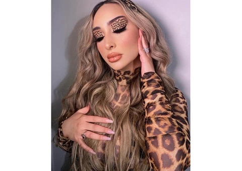 Glam Make Up Artist, London-based and can travel. Message for more details <3 - 9/10