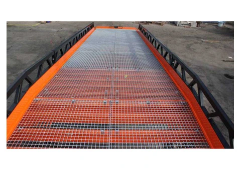 Ramp Container Loading for sale in Northampton - 3/5