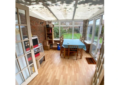 Top Student Accommodation on Queens Avenue, Canterbury - 2/2