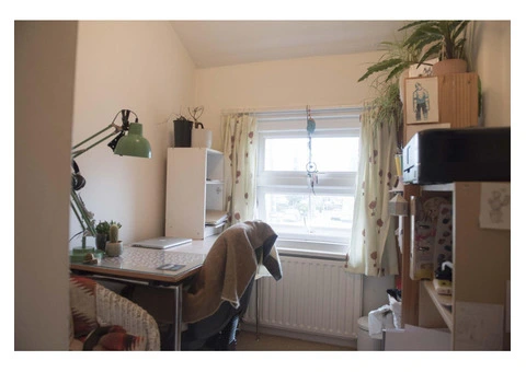 Best Student Accommodation on Victoria Road, Farnham - 4/4