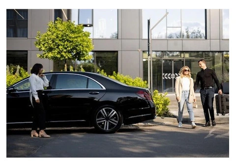 Airport Chauffeur Service – Luxury & Comfort