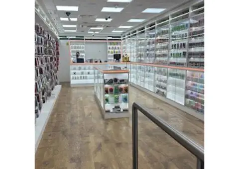 Mobile phone repair shop - 2/2