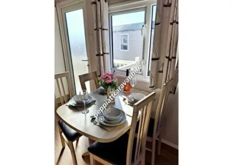 Caravan to rent at Haven.Seashore Great Yarmouth. - 10/11
