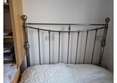 Metal double bed frame - 1/4