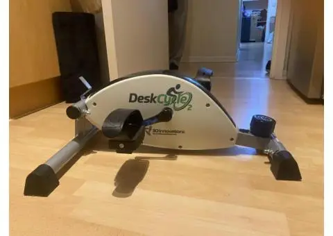 DeskCycle 2 – Hardly Used – With Screen – Open to Offers - 3/5