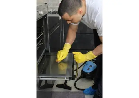 Oven Cleaning Services in London - 6/11