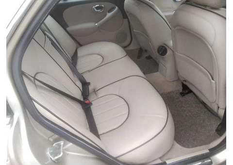 Rover 75 Connoisseur Automatic, 2.0 litre - 6/10