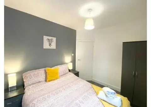 Serviced Apartments in Swansea - 8/27