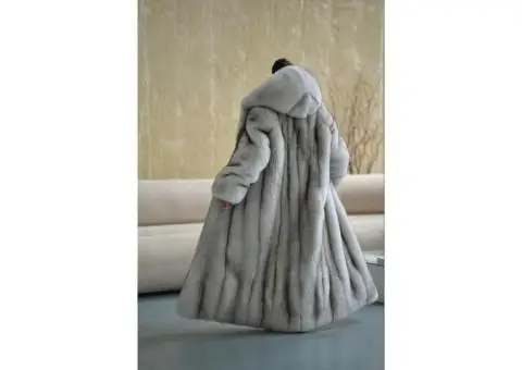 Soft fur coat - 1/3