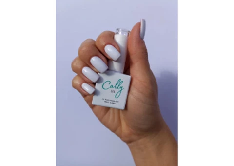 Snow White Cally Gel Nail Polish 8ml - 3/4