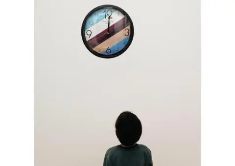 Colour Print -Modern Quartz Round Wall Clock - 1/3